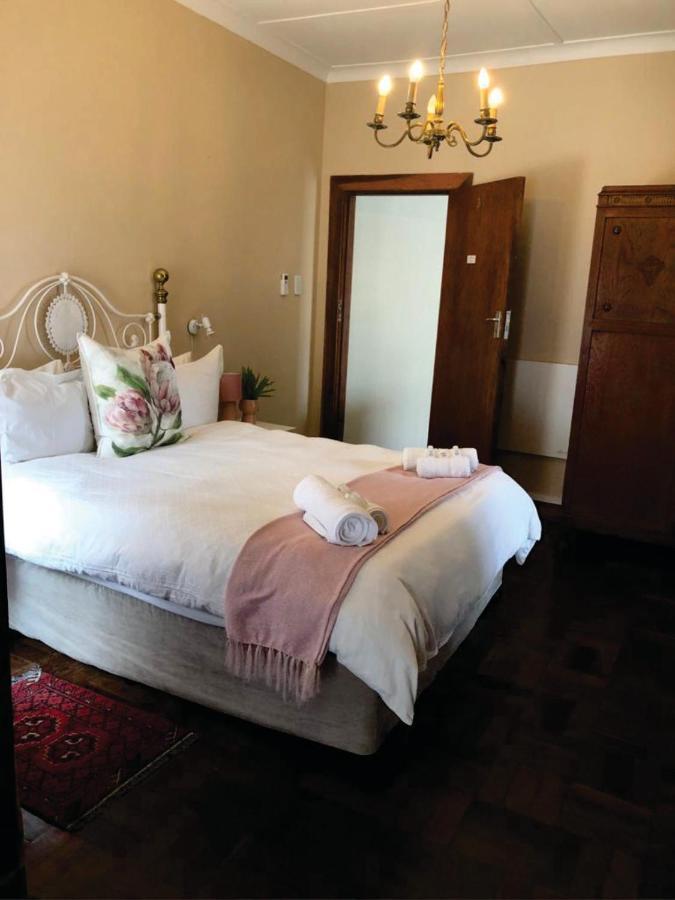 פוצ'פסטרום Beesdam Guesthouse מראה חיצוני תמונה